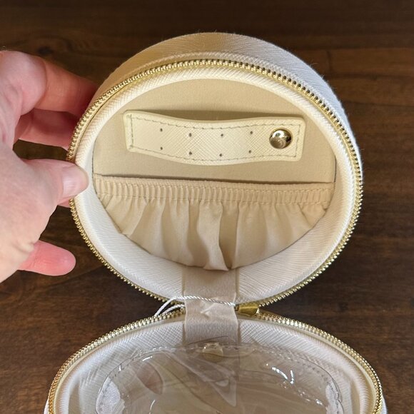 Mud Pie "good as gold' Round Jewelry Travel Box - NWT - Picture 4 of 5